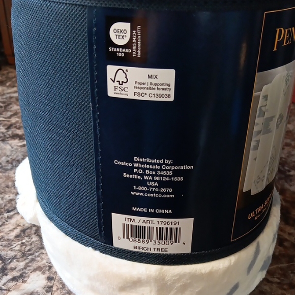 Pendleton Geometric Pattern Throw in Cream and Gray - Picture 2 of 5